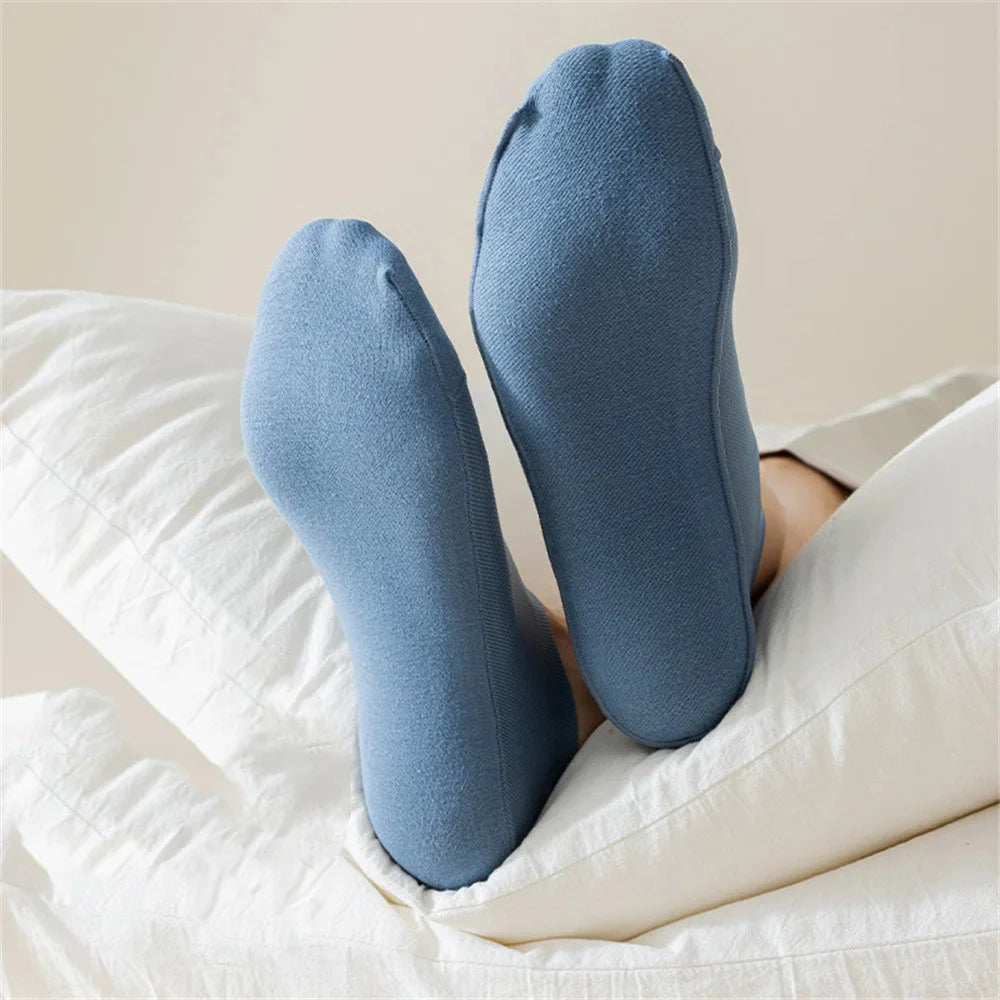Breathable 6-Pack Invisible Ice-Silk Mesh Socks for Men – Stay Cool, Comfortable, and Secure with Non-Slip Grip!