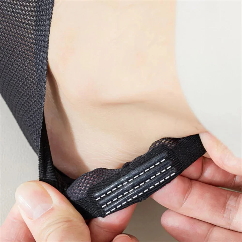 Breathable 6-Pack Invisible Ice-Silk Mesh Socks for Men – Stay Cool, Comfortable, and Secure with Non-Slip Grip!