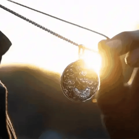 The Hanuman Ji Face Locket With Silver Plated Chain + Mysterious🎁Gift Included (Buy 1 Get 1 Free🔥🔥)
